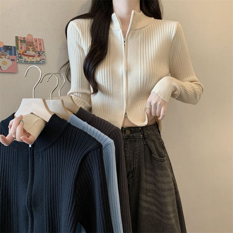 Shinsei - Lange mouwen, getailleerd, effen crop top met rits