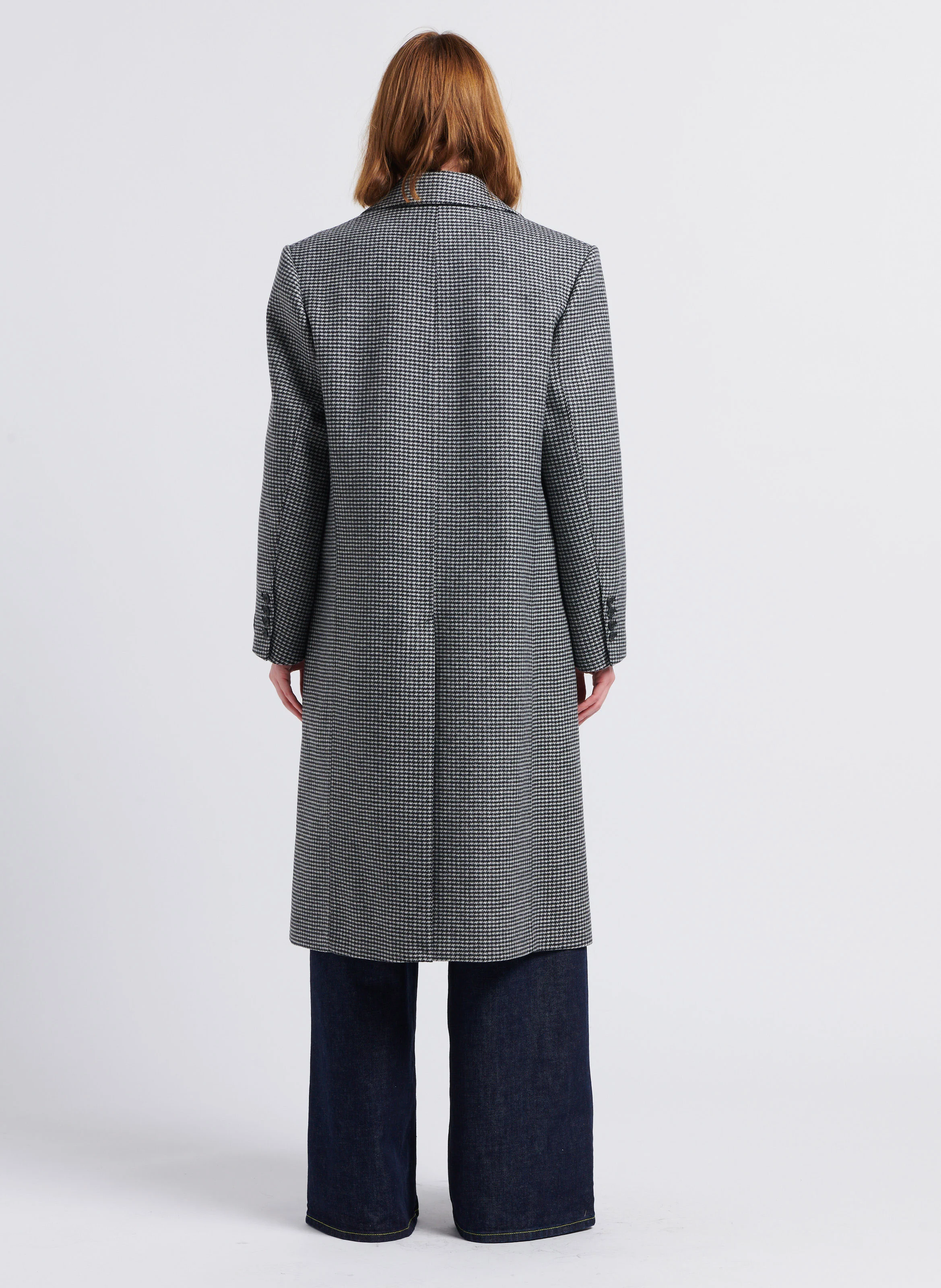 SHARIE - Manteau long col tailleur motif pied-de-poule en laine vierge mélangée| Gris