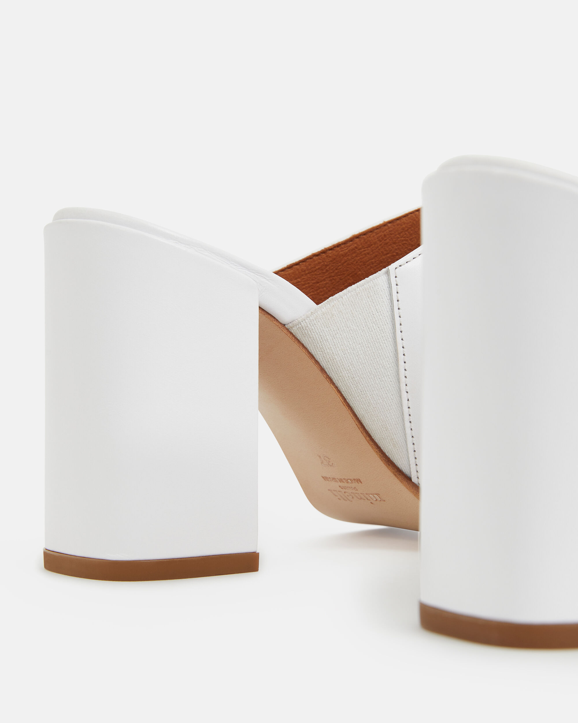 MULE LHUCY Blanc