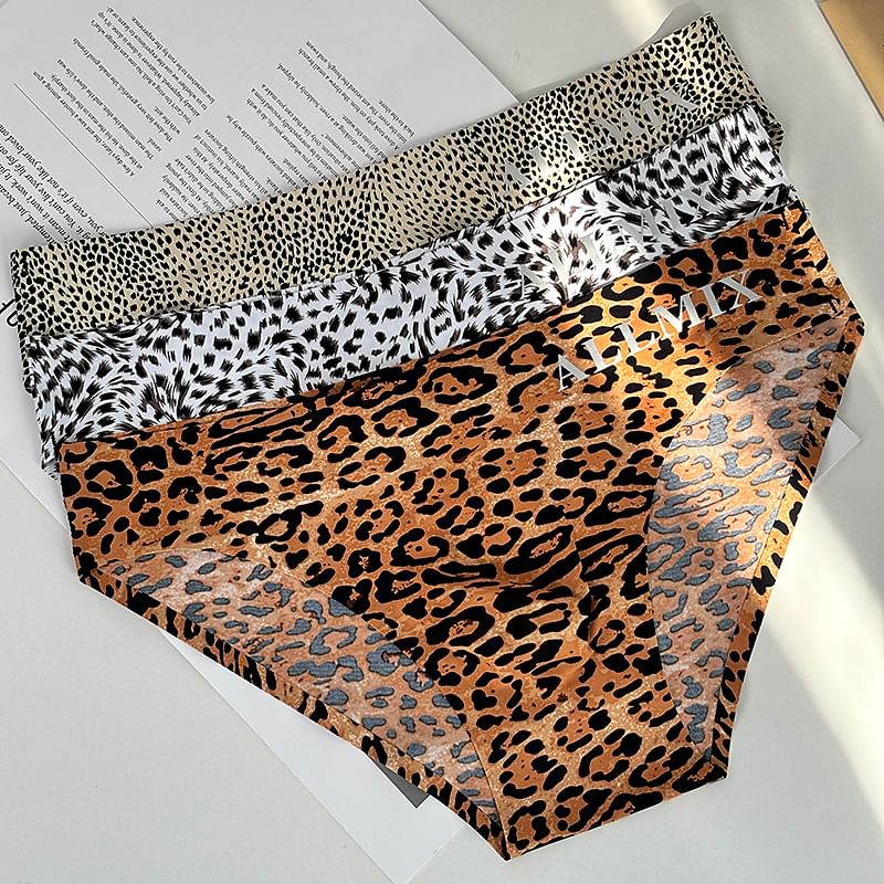 Pancherry - Slip met luipaardprint en letters