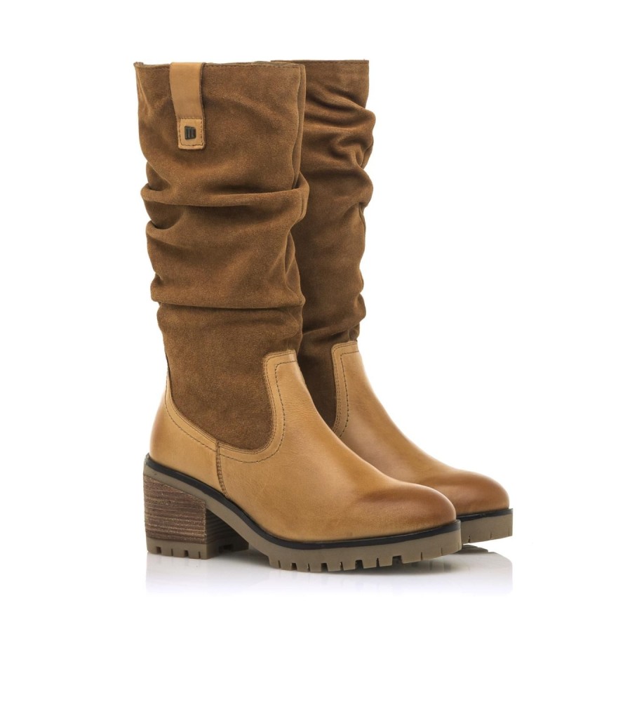 Botas casuais Mustang em couro marrom Hill - Altura do salto: 7 cm -