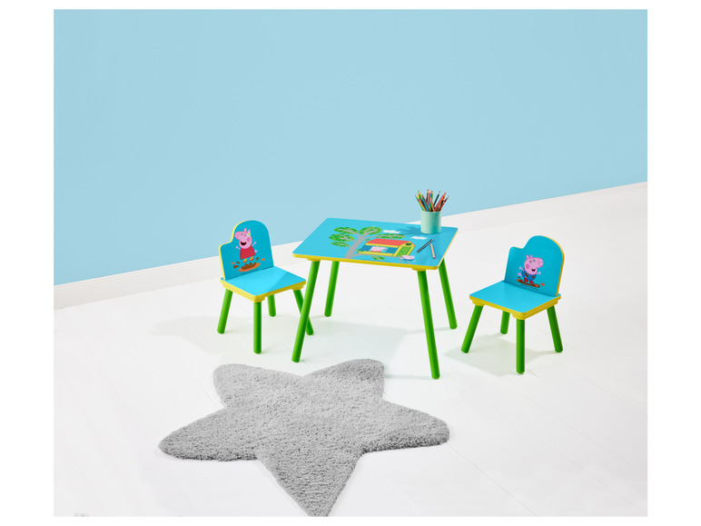 Kinder tafel met 2 stoelen