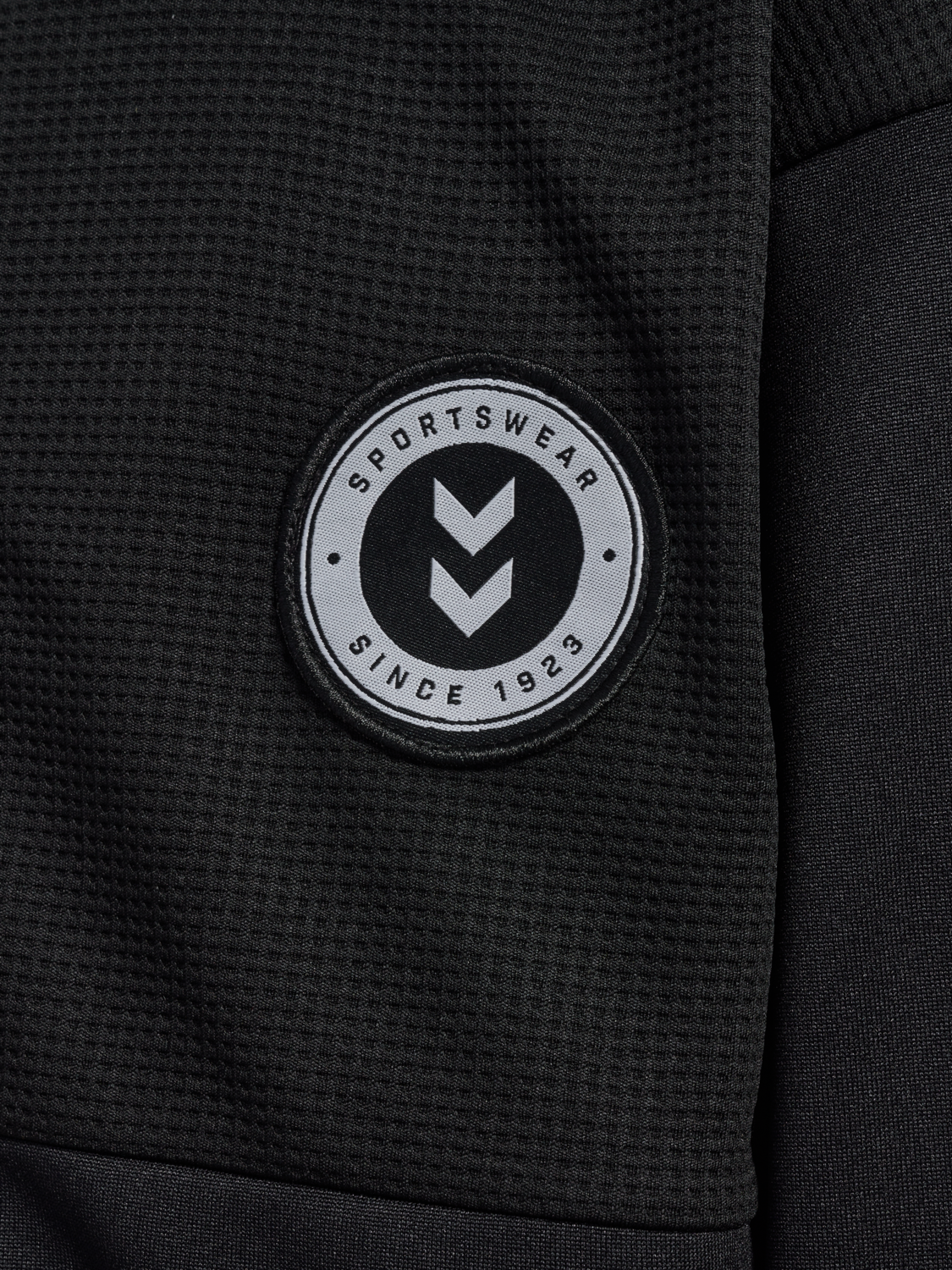 hmlODIN ZIP JACKET