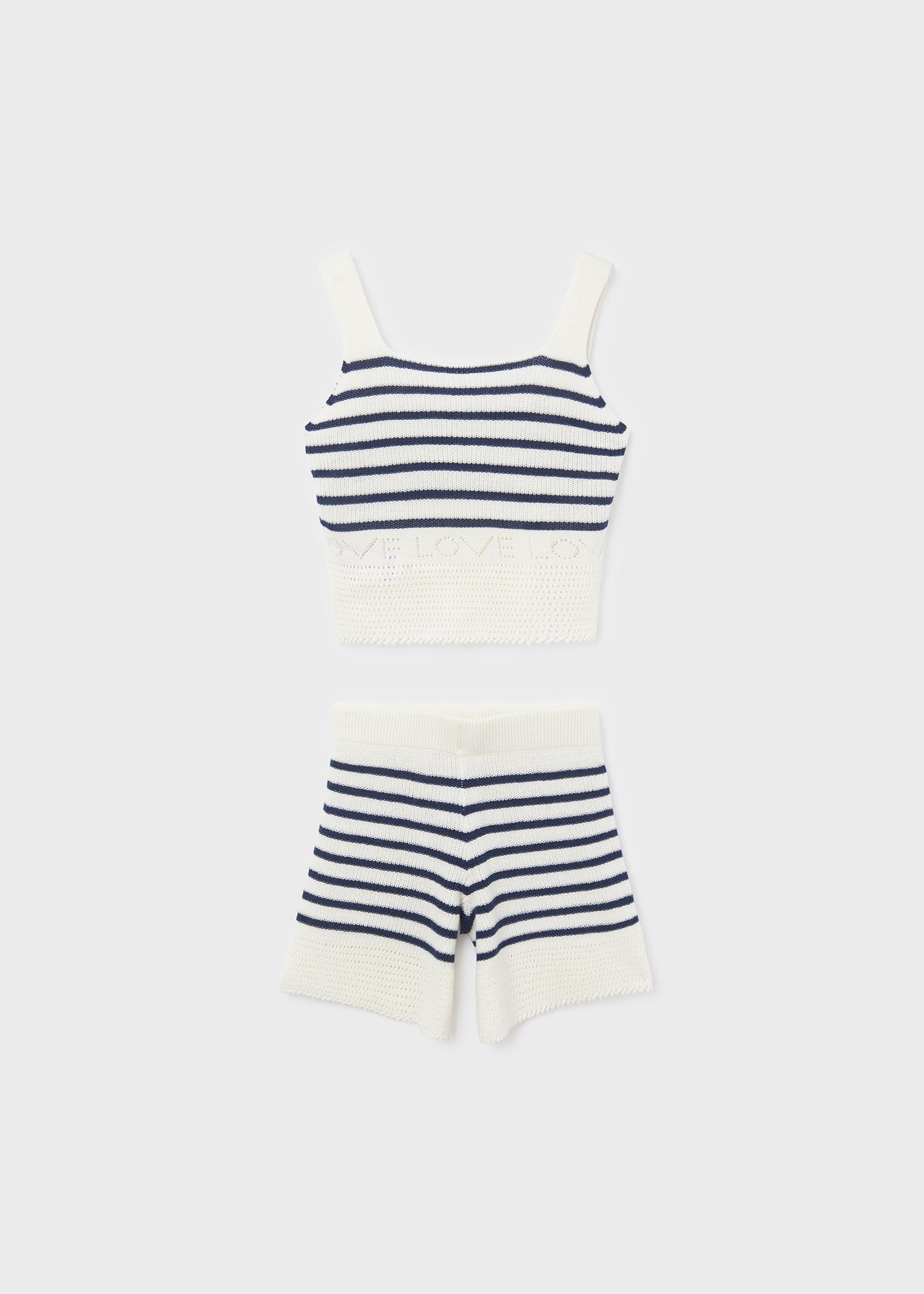 Conjunto de duas peças com blusa de tricô e shorts para meninas