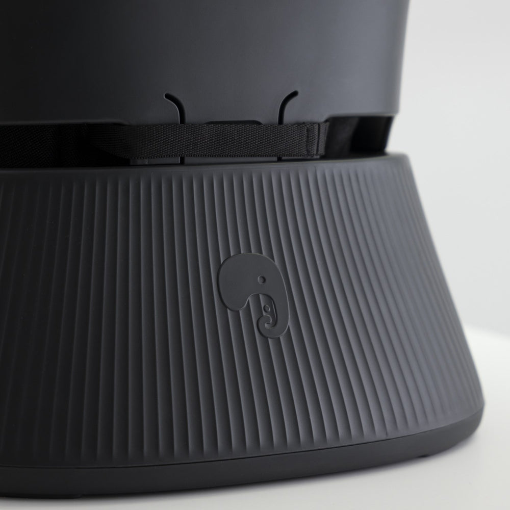 Køb Hannie Charcoal Black The Portable High Chair