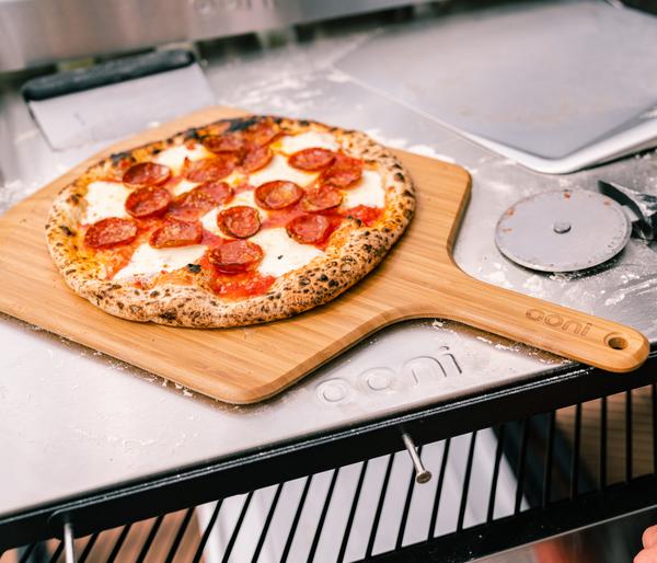 Ooni Bambus Pizzaschieber/Servierbrett, ca.