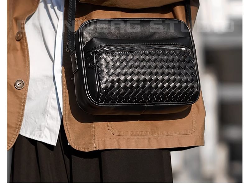 BagBuzz - Geweven crossbodytas