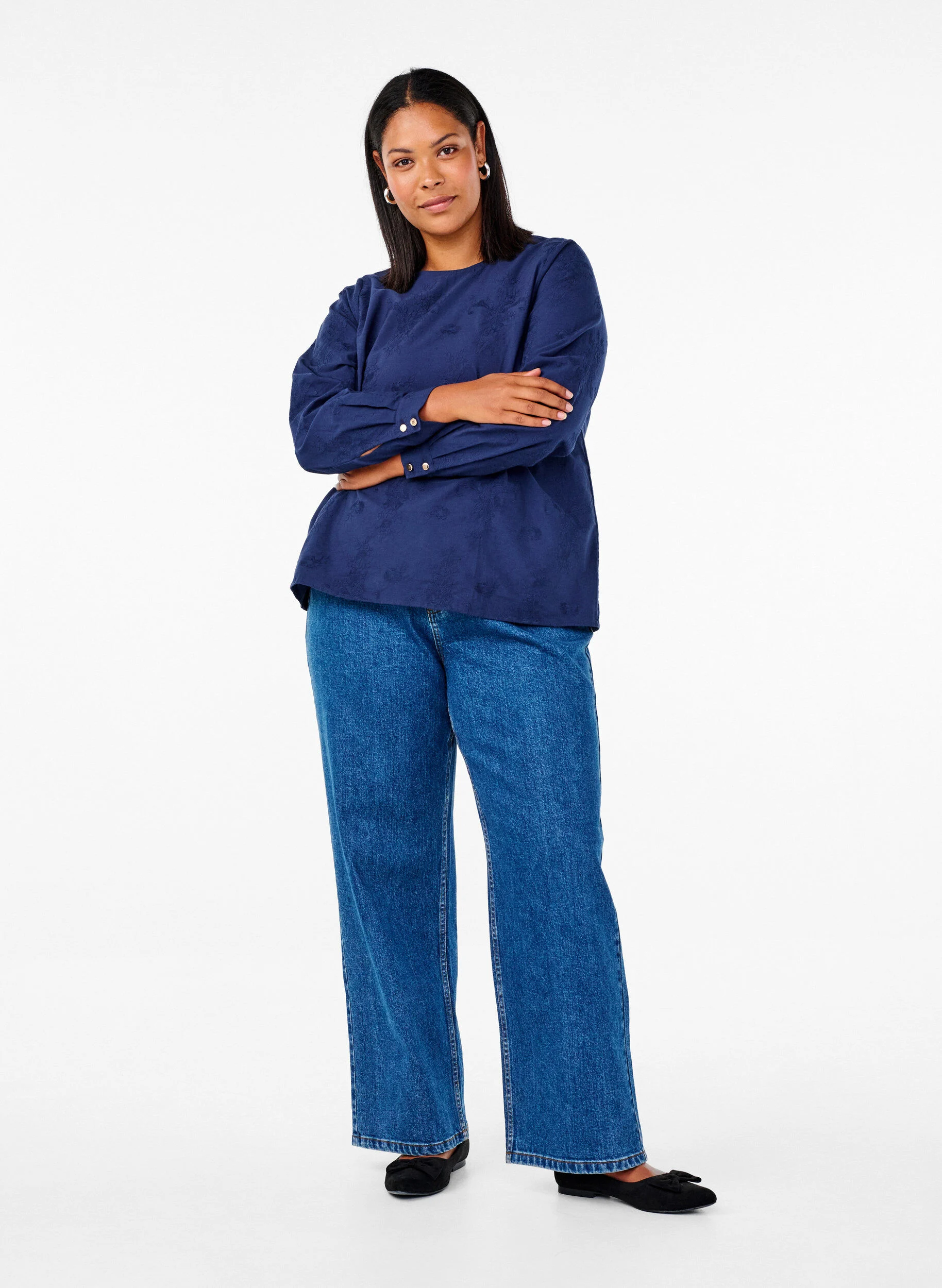 Langærmet bluse med broderi