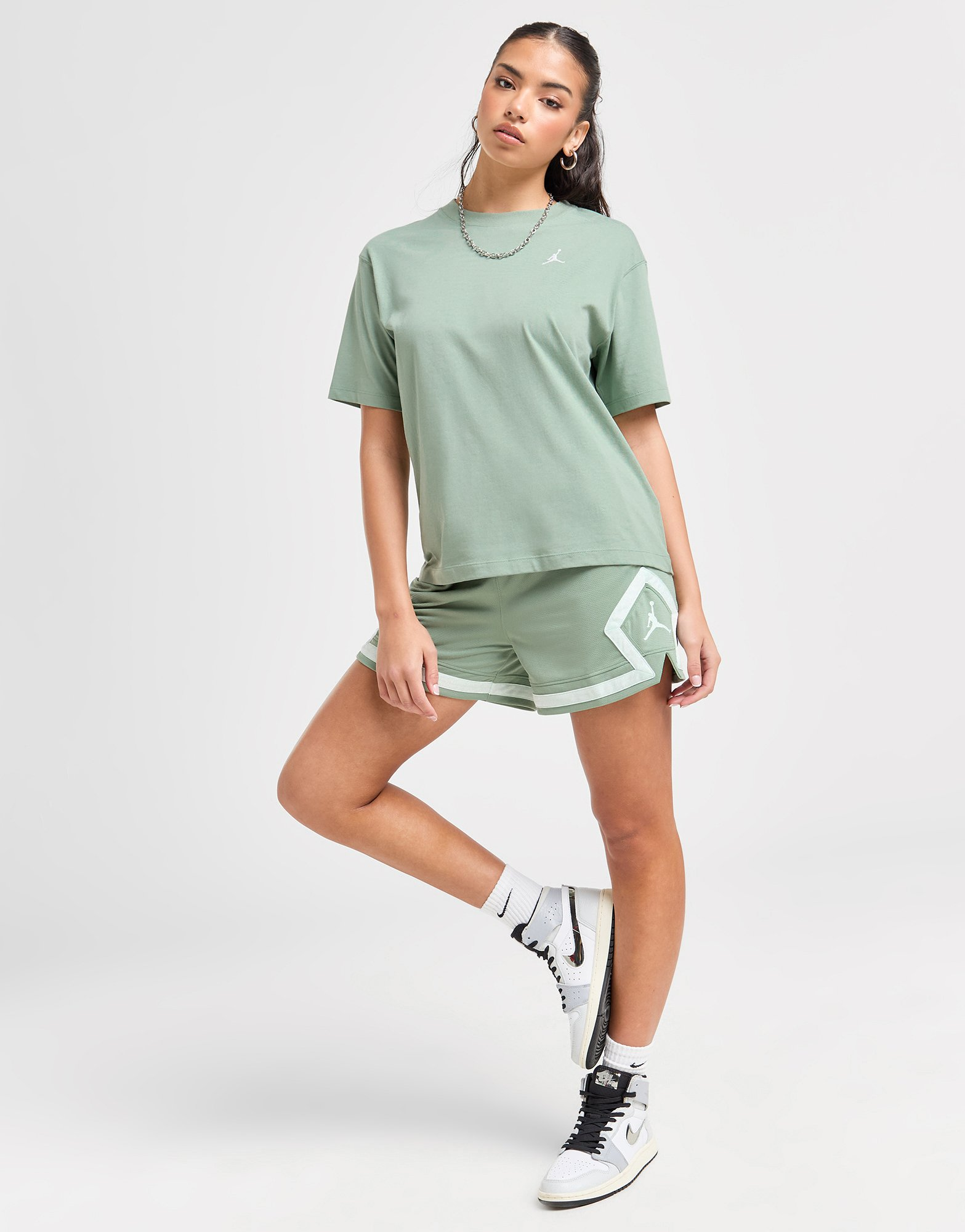 Jordan Diamond 4' Shorts