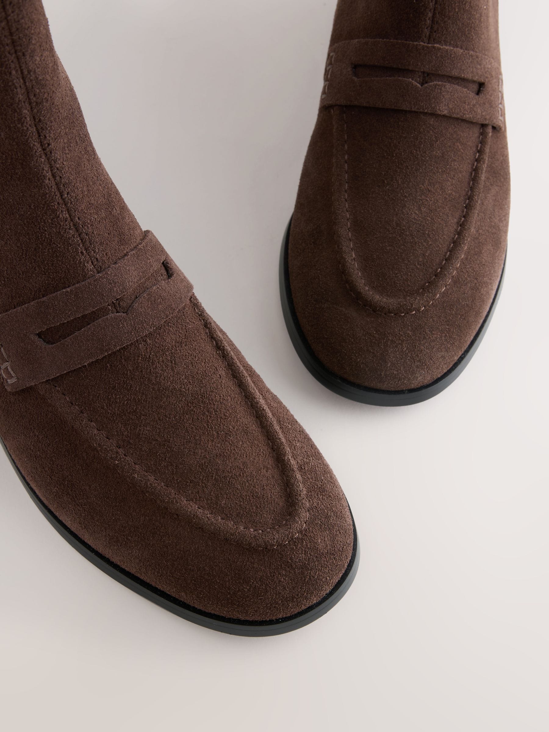 Chocoladebruin suède - Forever Comfort® enkellaarsjes in loaferstijl