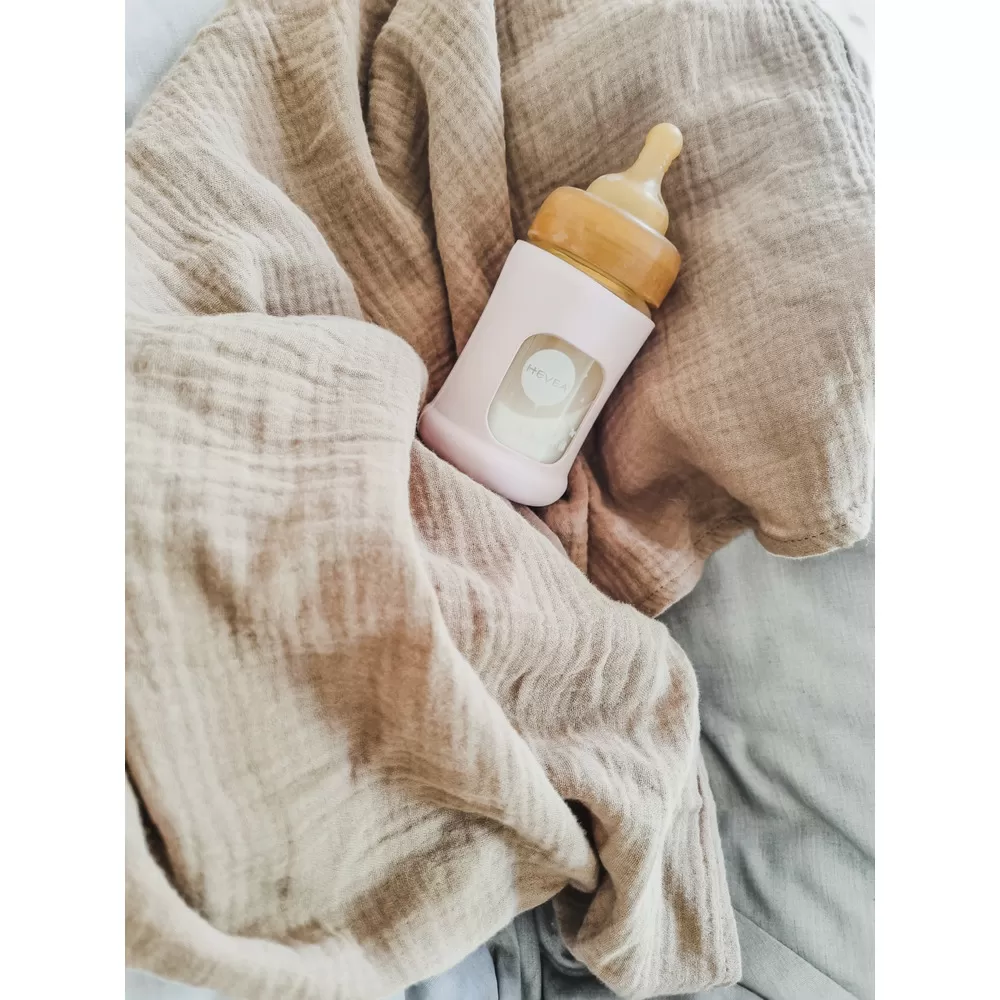 Hevea Glas Sutteflaske Wide Neck med Sleeve 150 ml, Powder Pink - 1 stk.