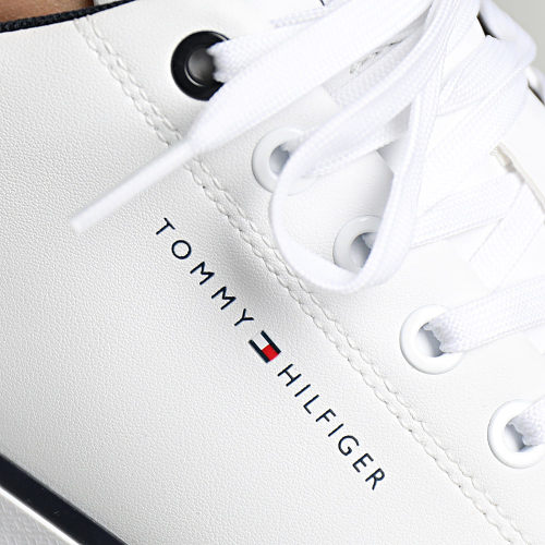 Baskets Vulcan Core Low Leather Essential 5041 White