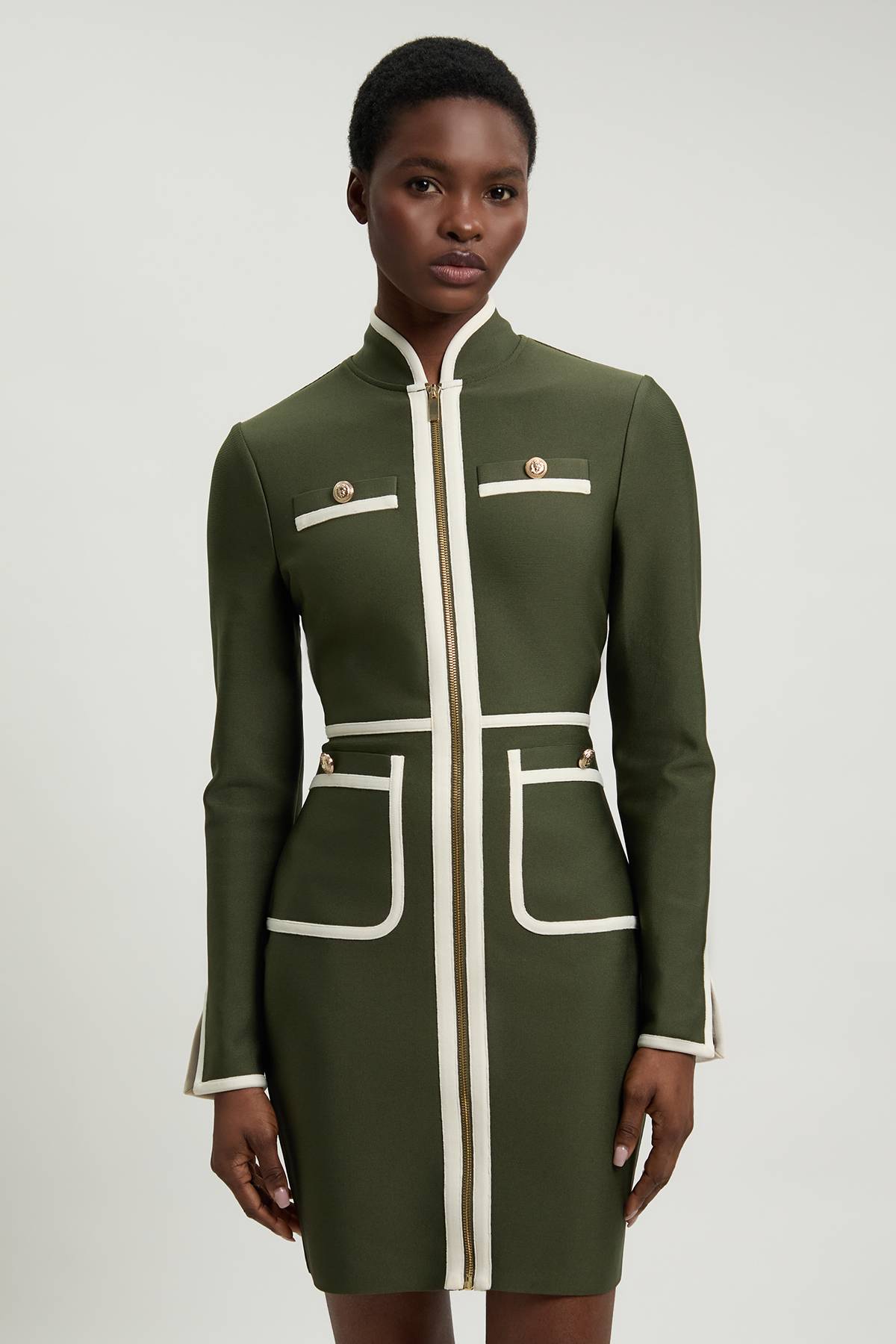 KarenMillen Robe Mini Militaire Moulante en Maille Bandage avec Détail de Passepoil