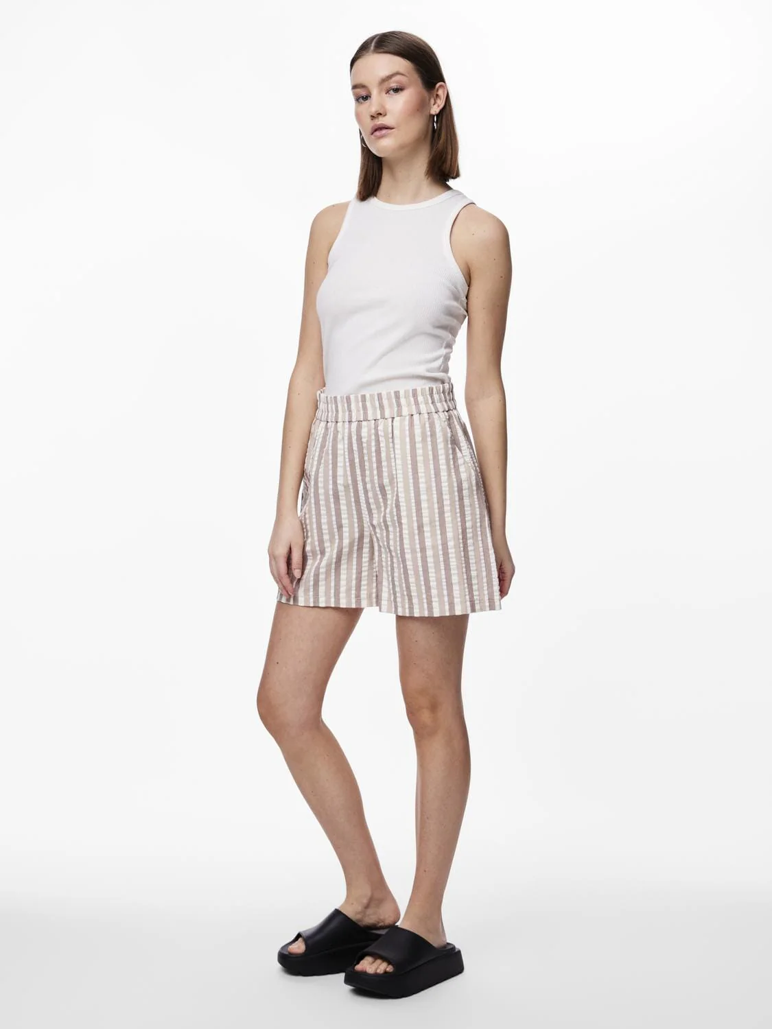 Pieces Pcaitlyn Shorts 4510807 nomad multi