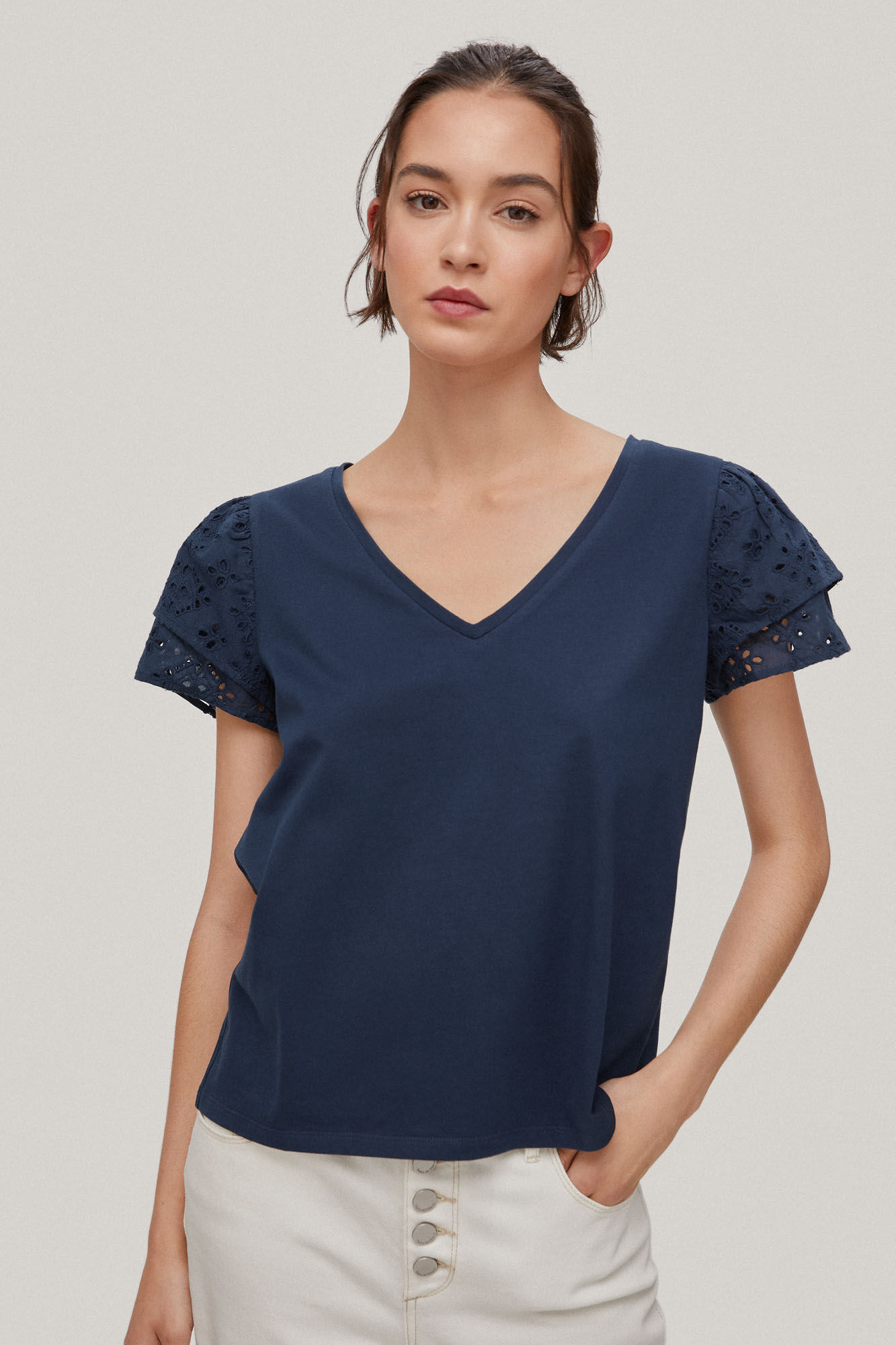 Camiseta lisa de manga curta com estampa vazada - Azul