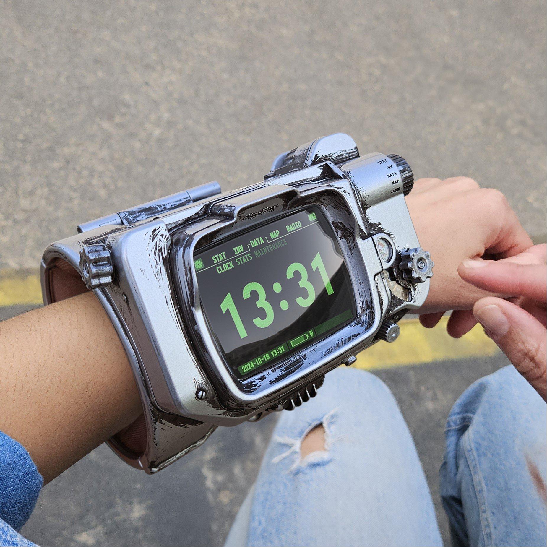 Fallout GAME Pip Boy 3000 Mk V Die Cast Replica