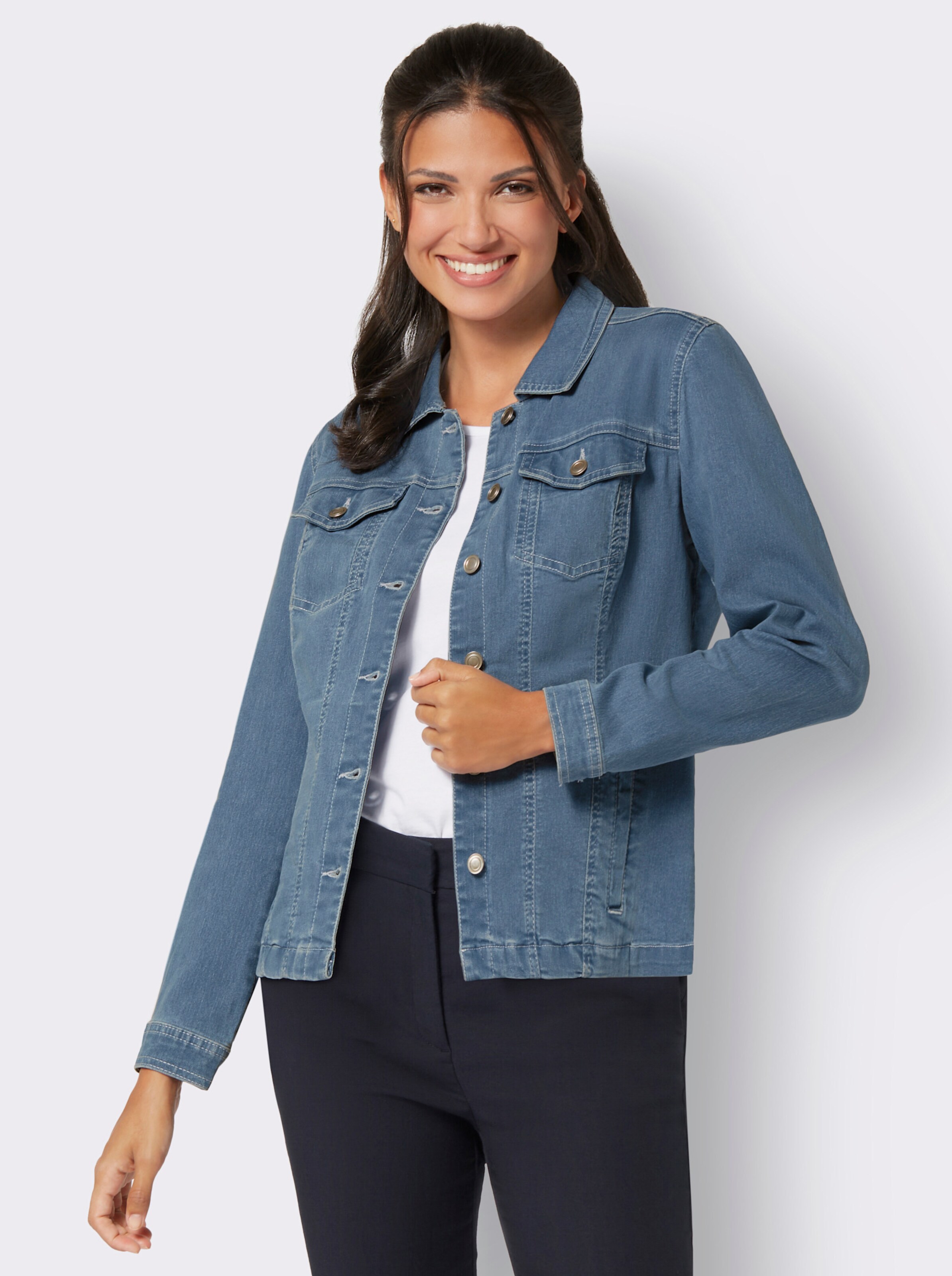 Jeansjacke mit aufgesetzten Brusttaschen