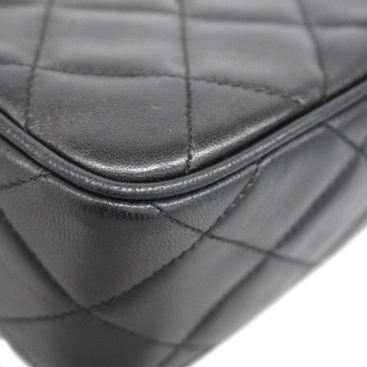 Chanel Vintage Chanel Crossbody Bag Black