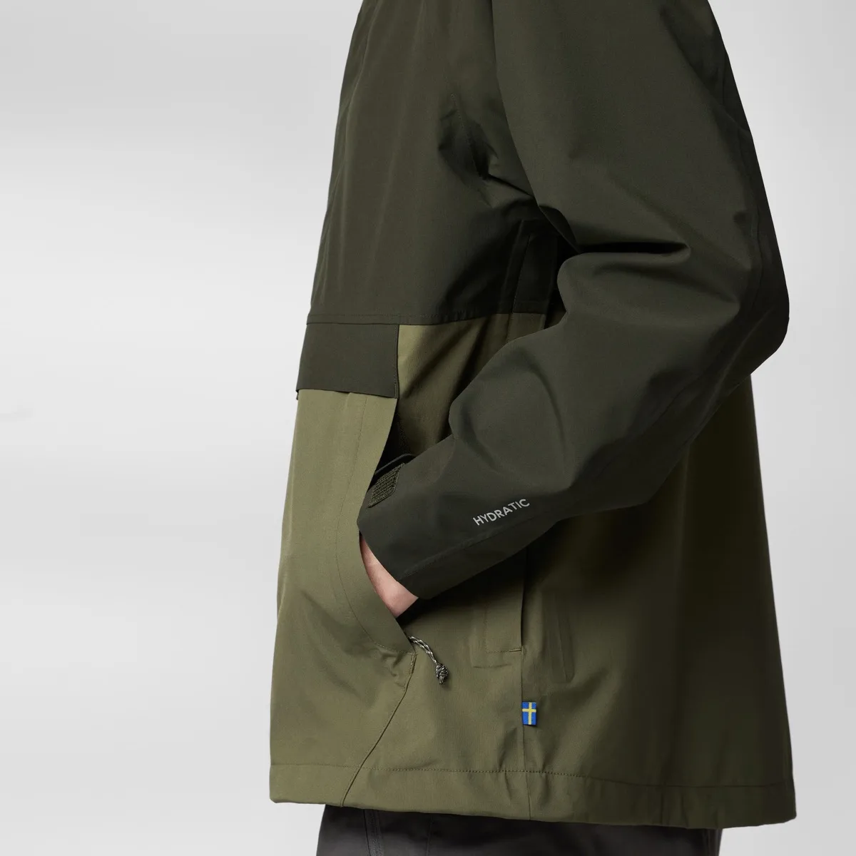 Fjällräven Men's Vardag Hydratic Anorak Deep Forest/Laurel Green