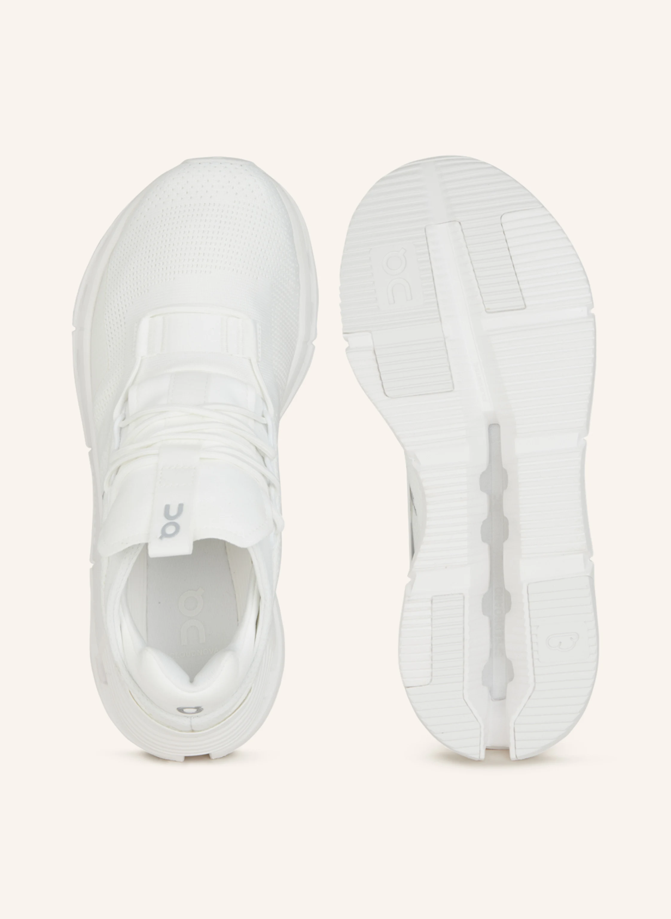 On Sneaker CLOUDNOVA UNDYED