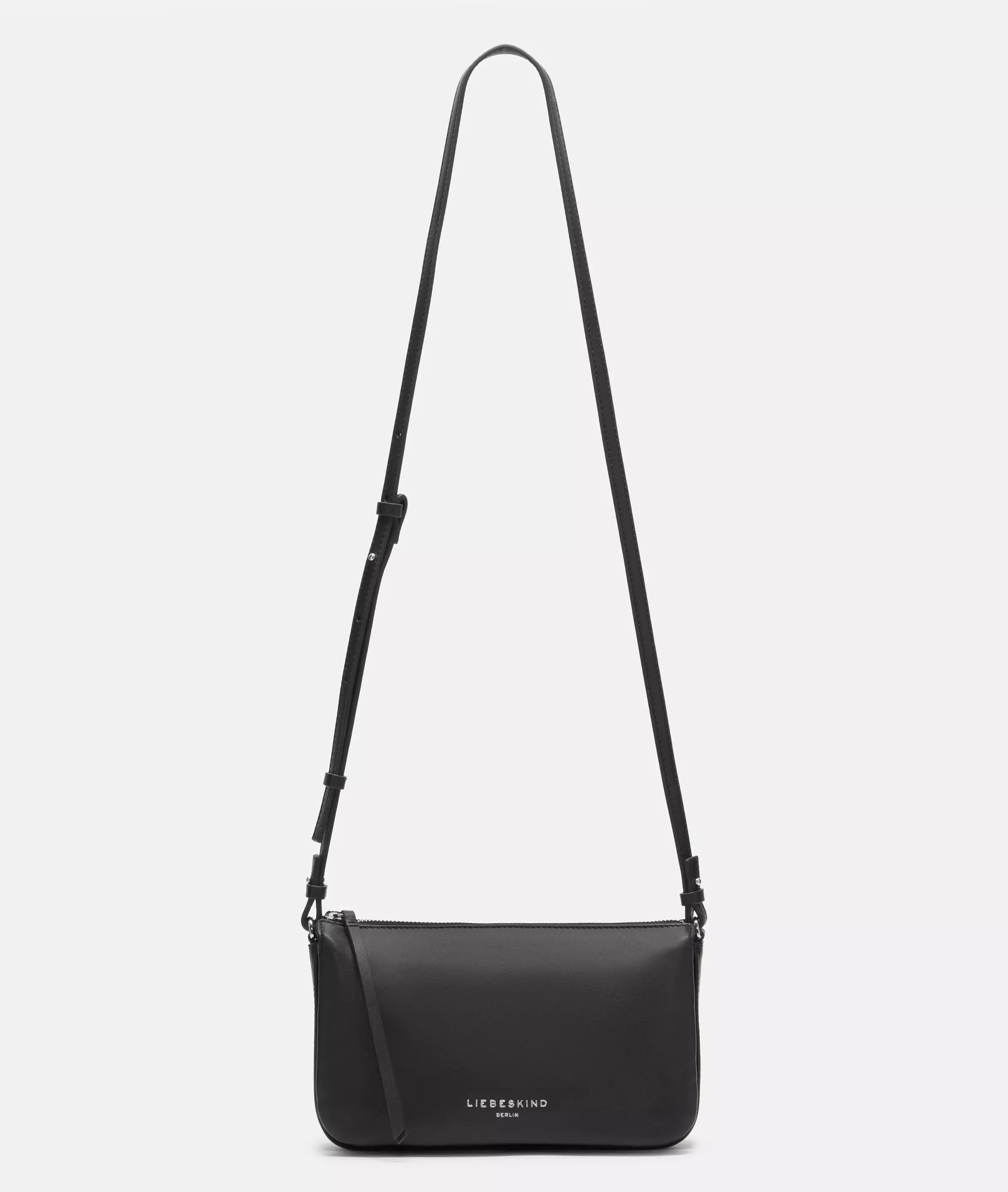 Crossbody Handy crossbody bag made from soft sheepskin