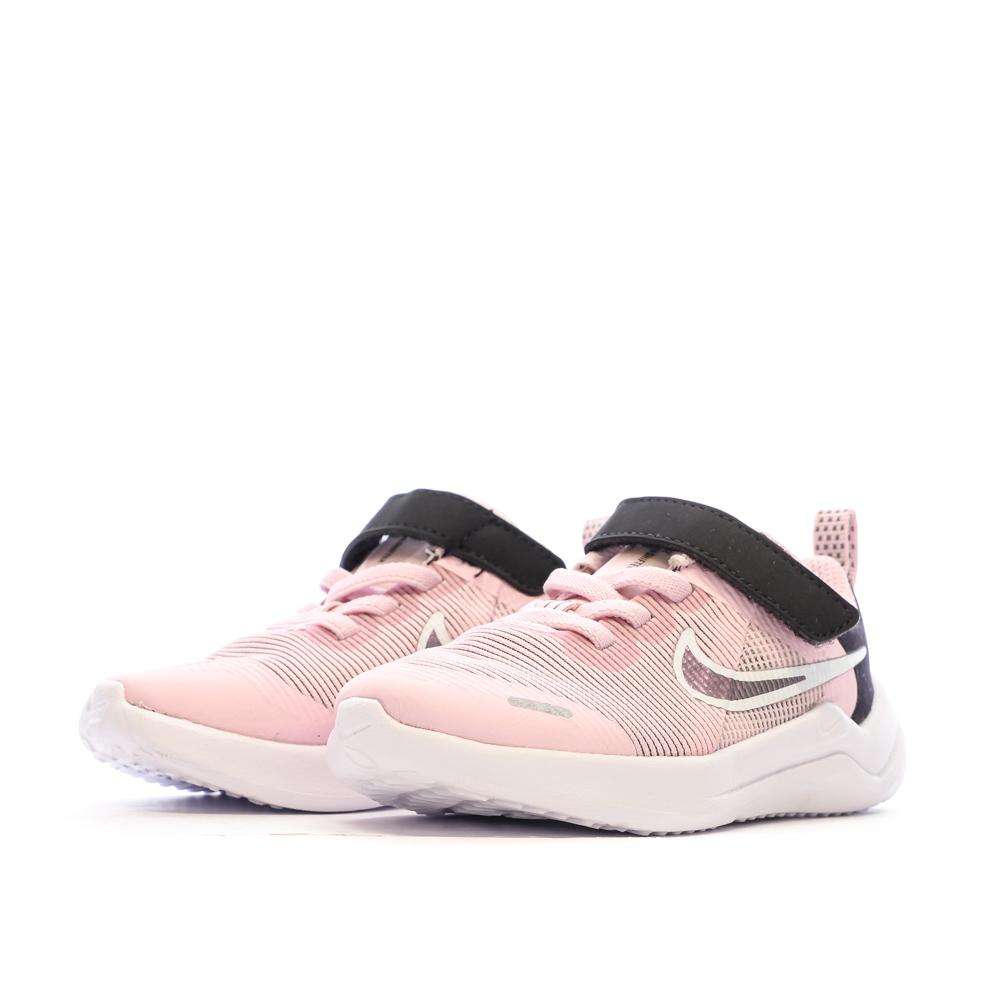 Nike Baskets Rose Fille Nike Downshifter 12