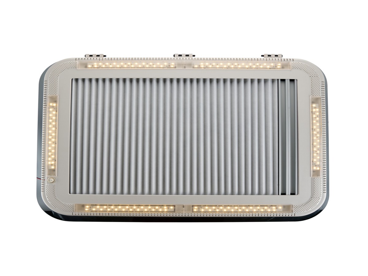 Aoyi Skylight LED 70x50 dakluik met permanente ventilatie - Smoke