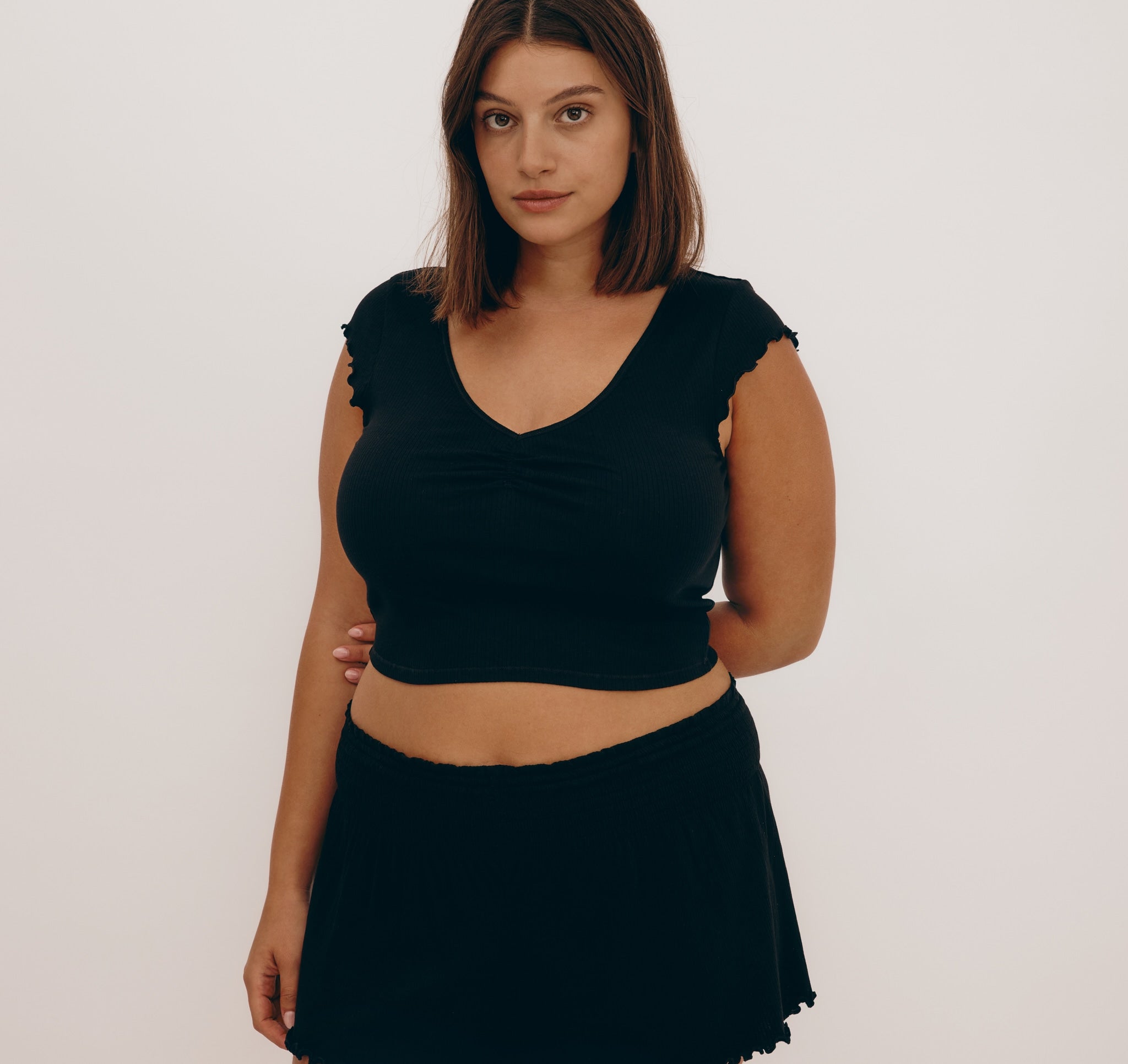 ORGANIC COTTON<br>Core Bold Rib Ruched Tee