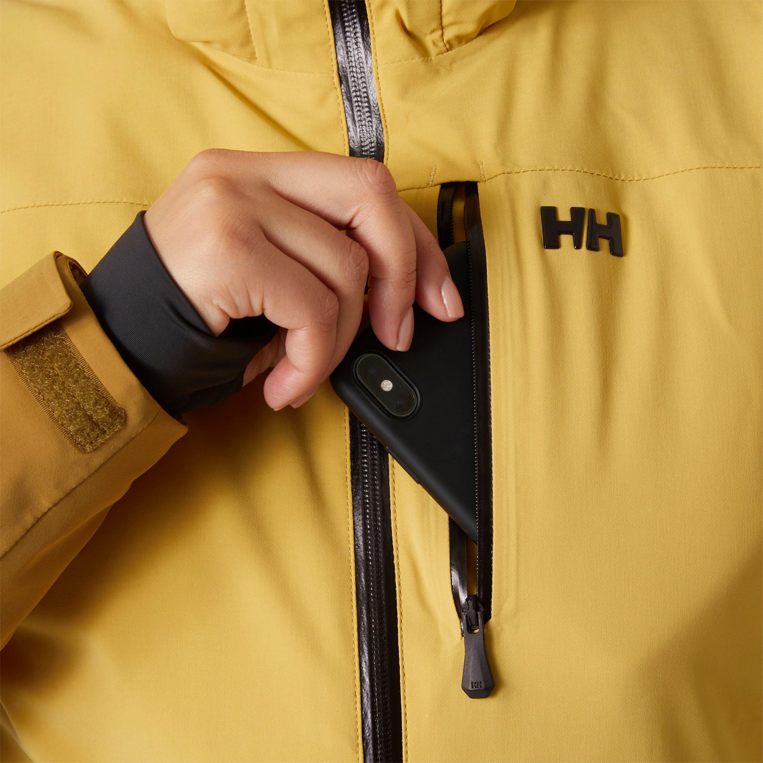Helly Hansen Alphelia Skijacke Damen sand