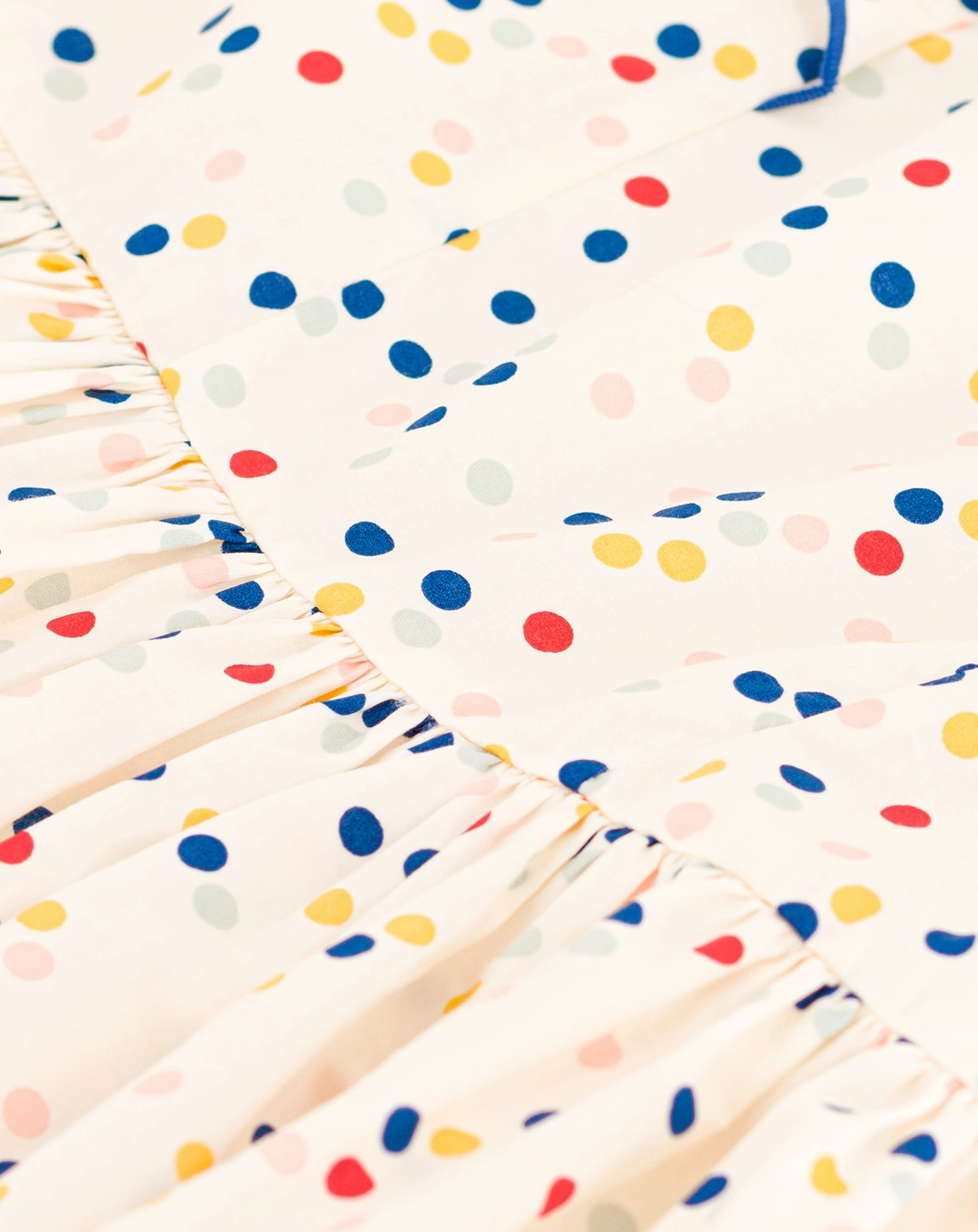 Kleid MIA DOTS ärmellos in marshmallow