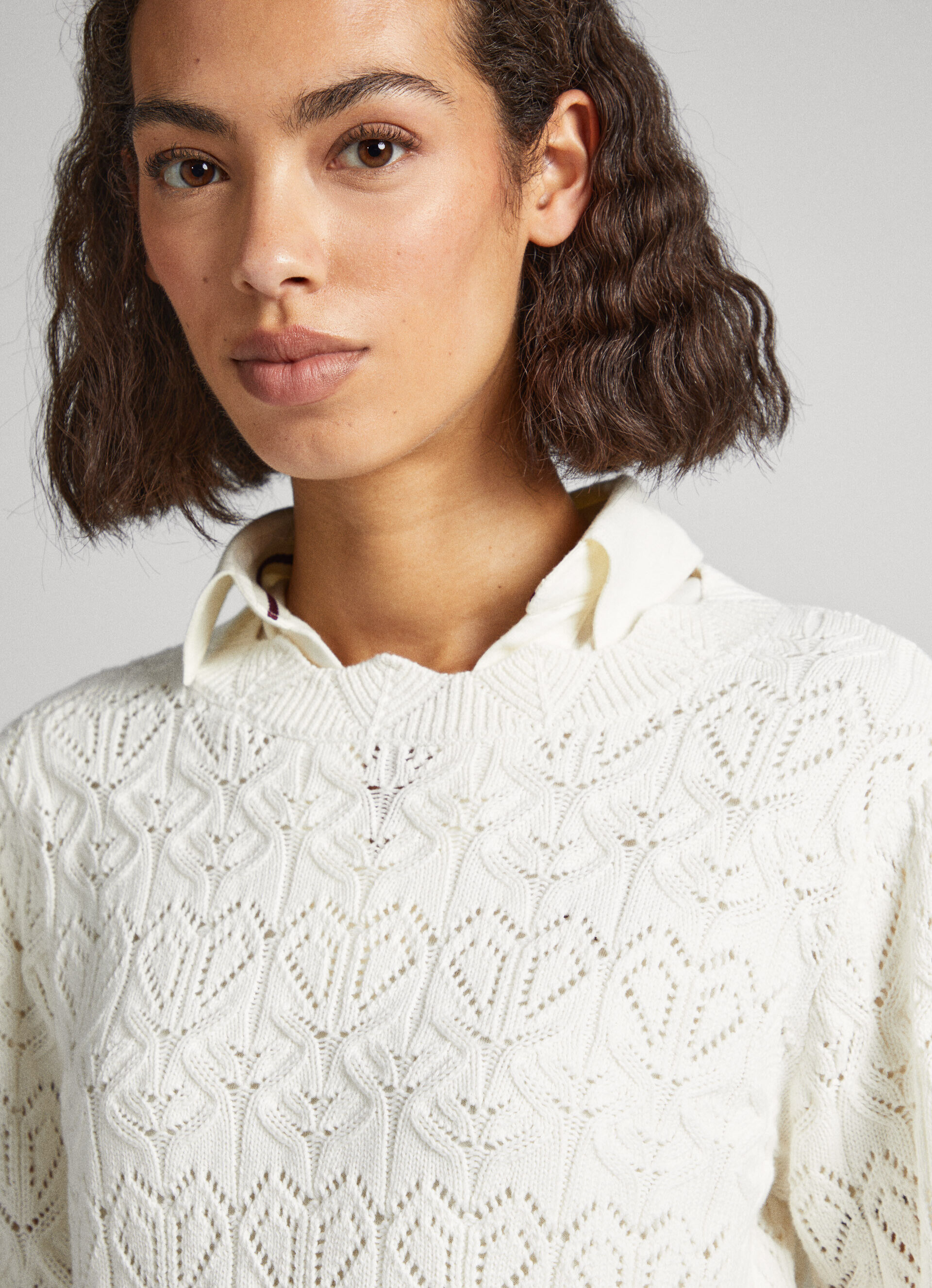 Camisa com corações vazados - branco mousse