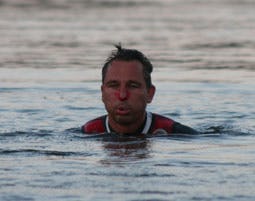 Barfuss-Wasserski fahren auf der Donau als Geschenk