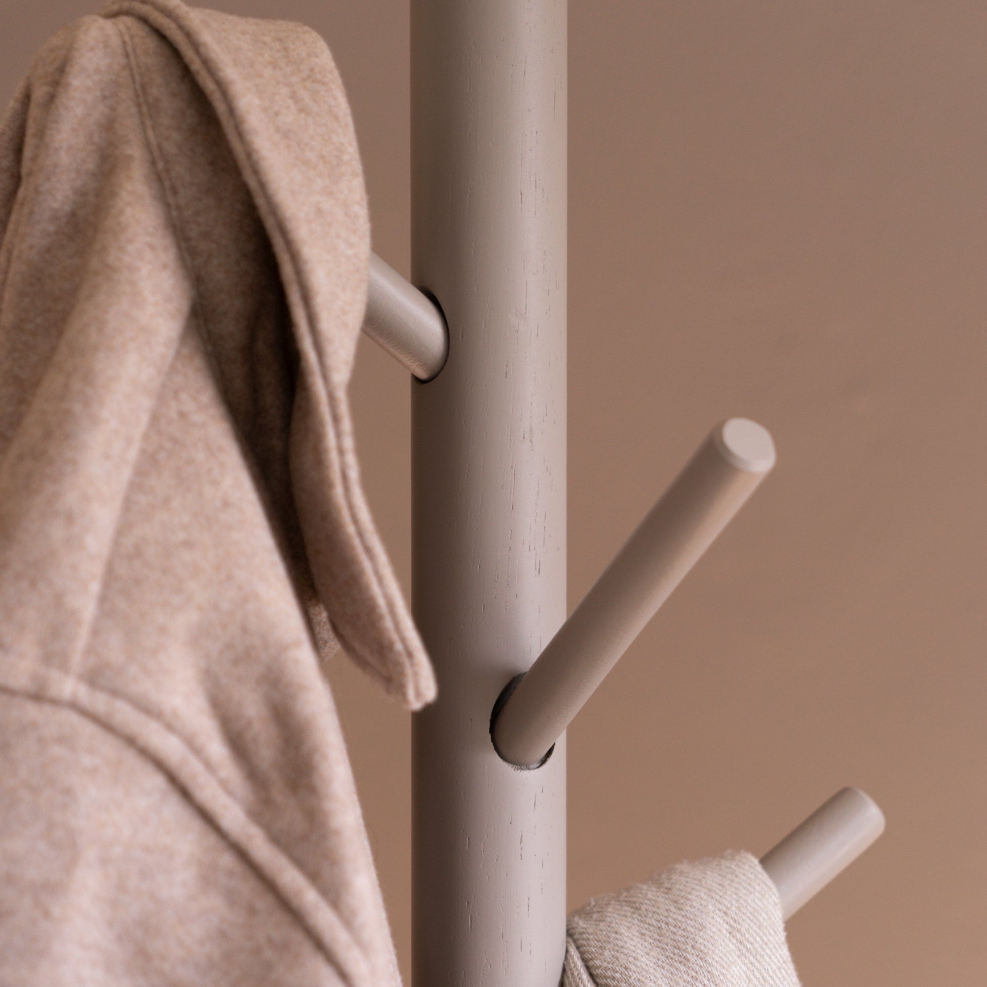 Spinder Design kapstok Bro - Silky Taupe - 8 haken
