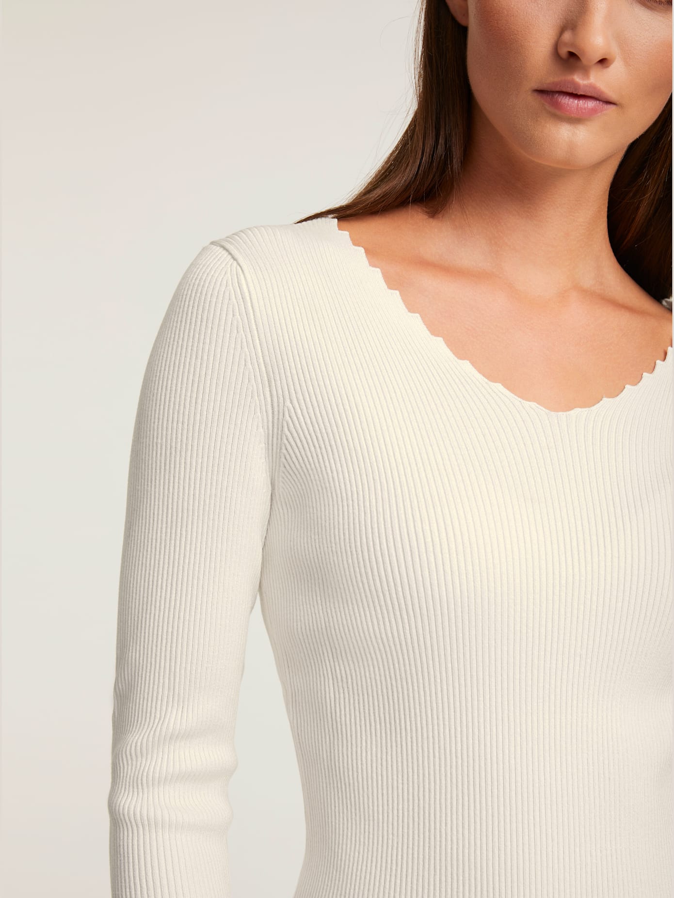 Pull en tricot fin tricot côtelé indéformable