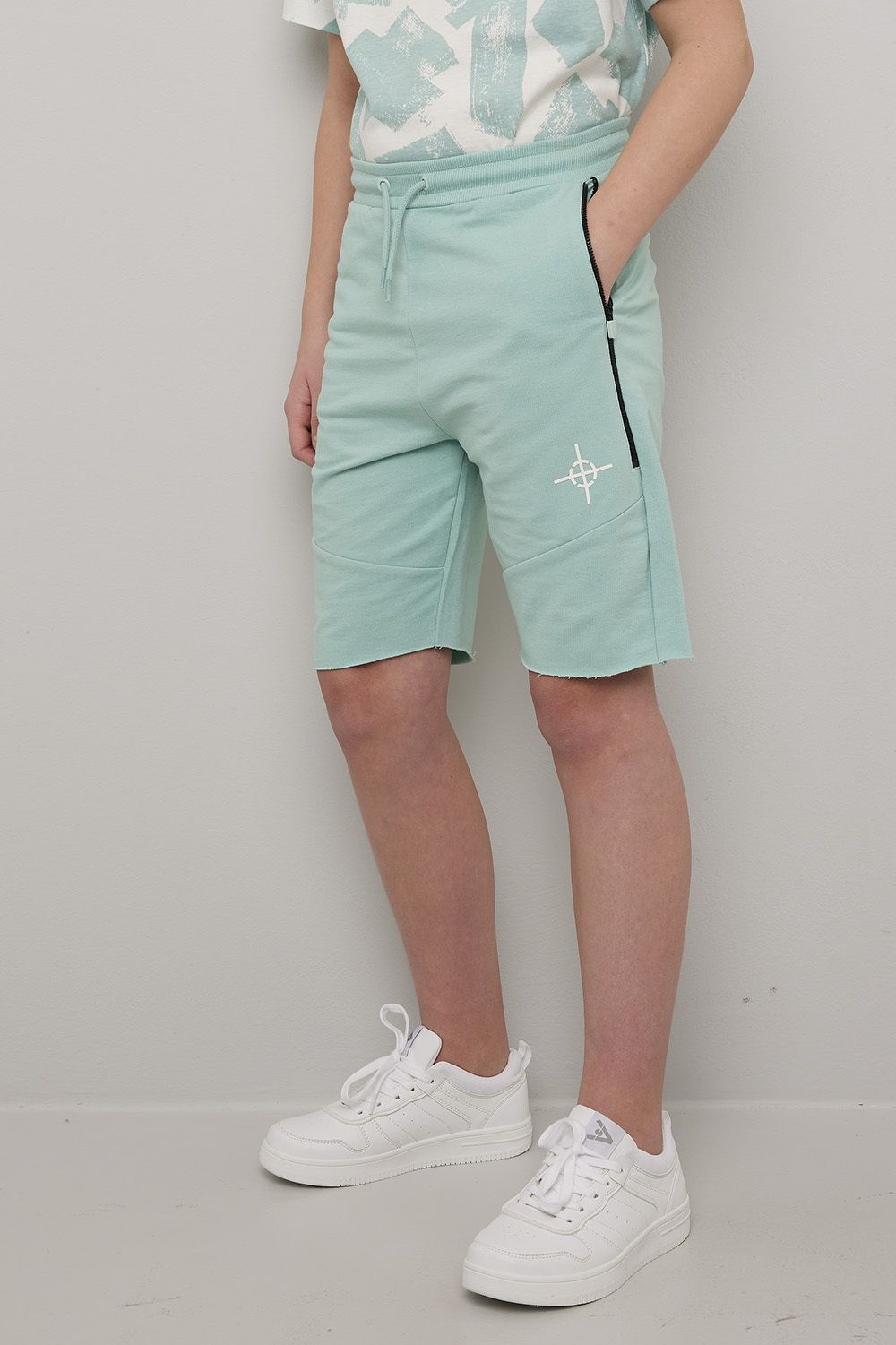 Shorts med glidelåslomme  Isak