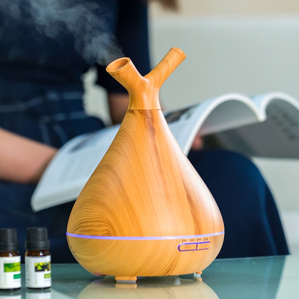 Ultraschall Luftbefeuchter Aroma Öl Diffuser in Holz Optik mit LED Beleuchtung - Hellbraun