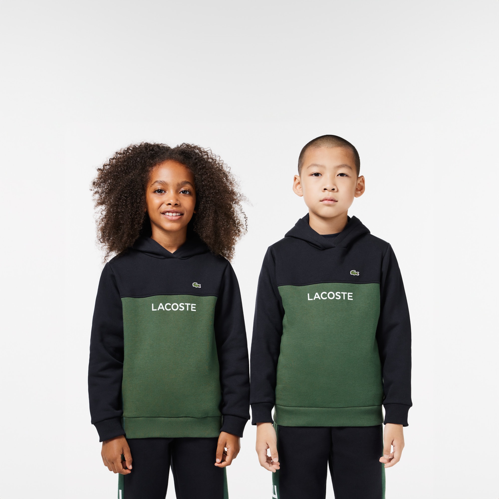 Sweatshirt à capuche enfant Lacoste en molleton coton biologique Pullovers & Sweatshirts - Bleu - Lacoste - Enfant