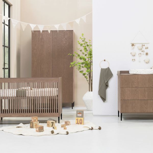 Kidsmill Levi Kledingkast 2-deurs - Ronde Poot - Walnoot