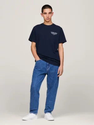 Camiseta Essencial Slim Fit com Estampa de Logo