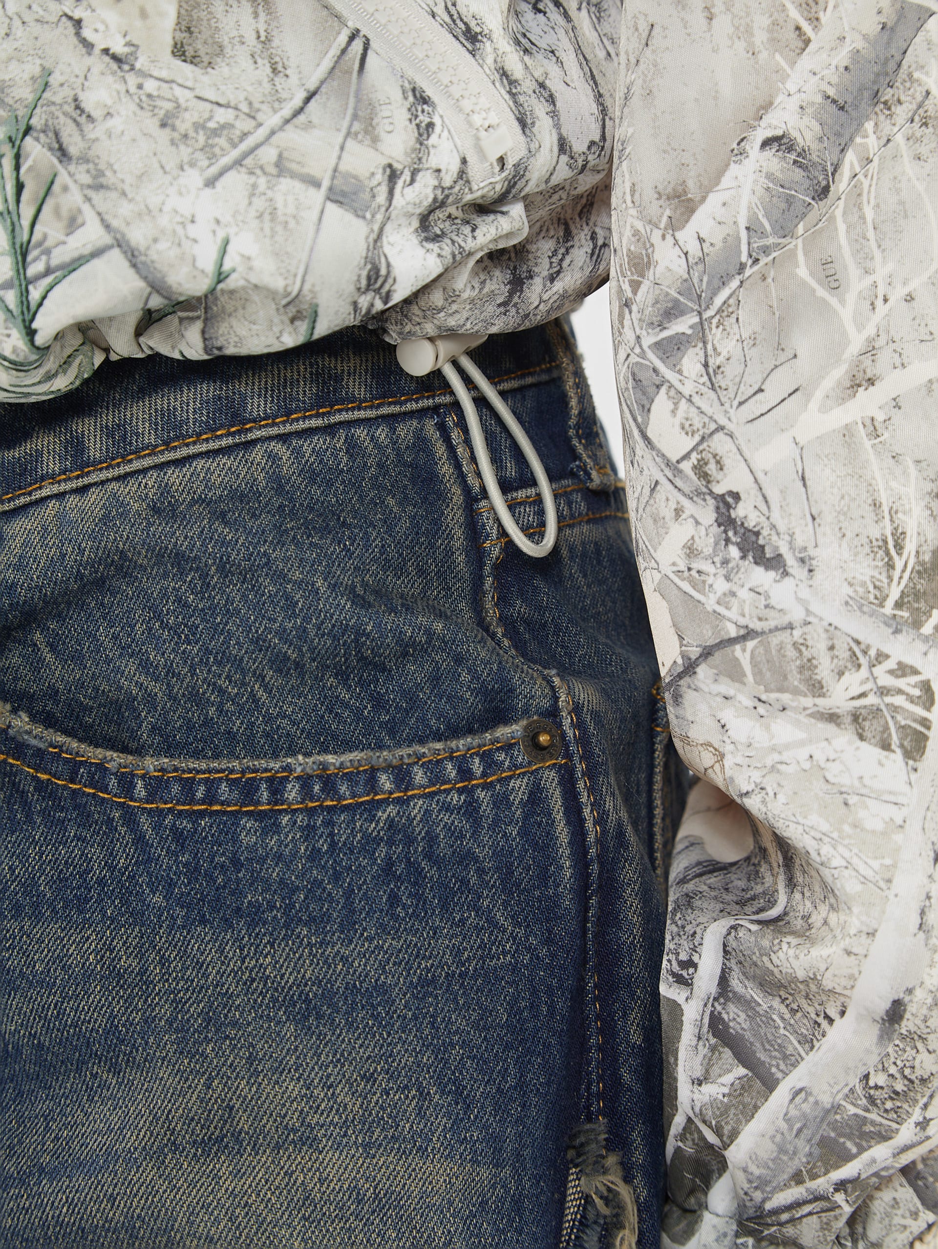 GUESS Originals x Jaqueta Corta-Vento RealTree