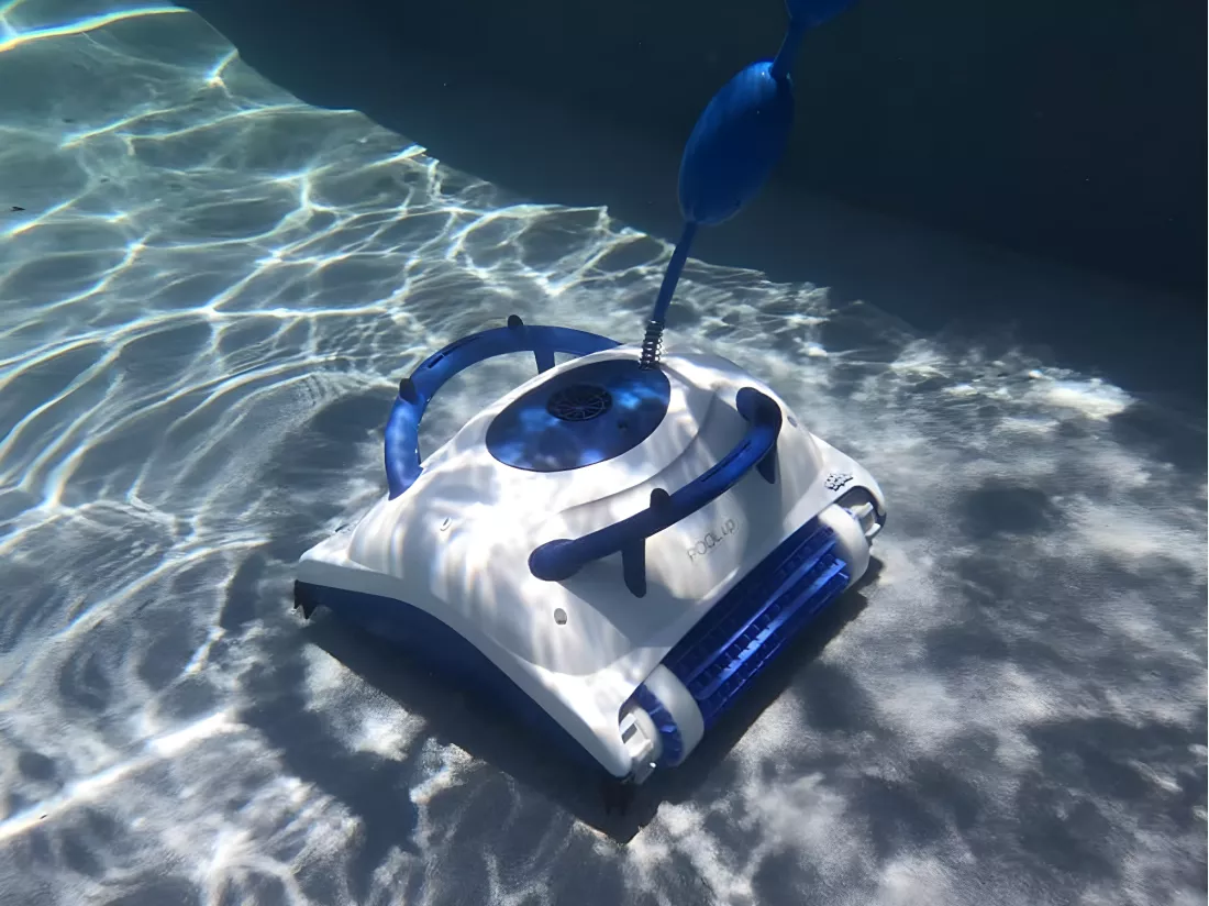 Robot de piscine électrique Pool Up - Dolphin