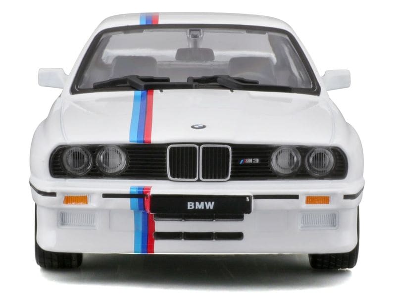 BBurago BMW M3 (E30) 1988 Weiss 1:24 Sammlermodell im Massstab 1:24