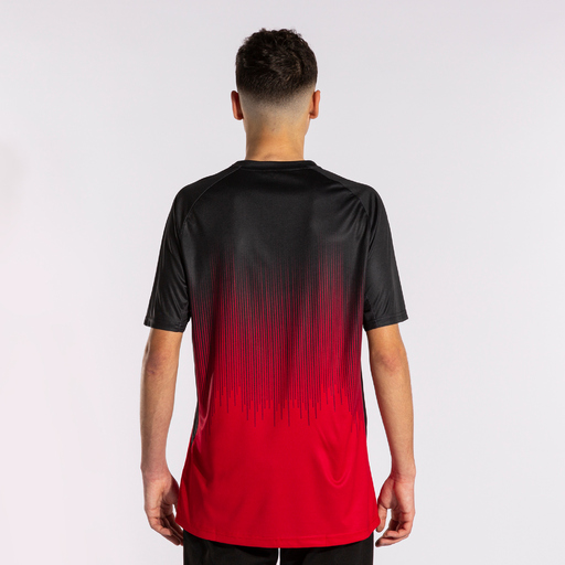 Camiseta Joma Tiger IV de manga curta, vermelha e preta.