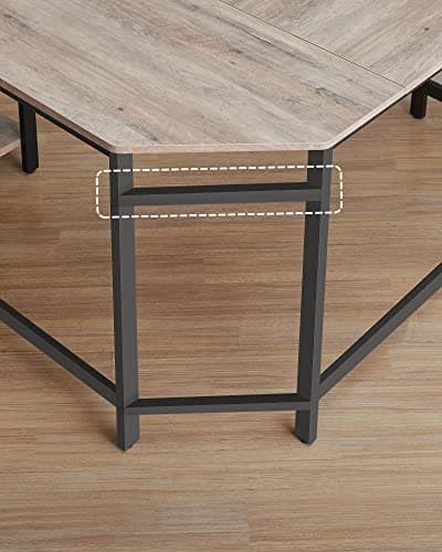 L-formet skrivebord med flyttbar hylle og stort skrivebord