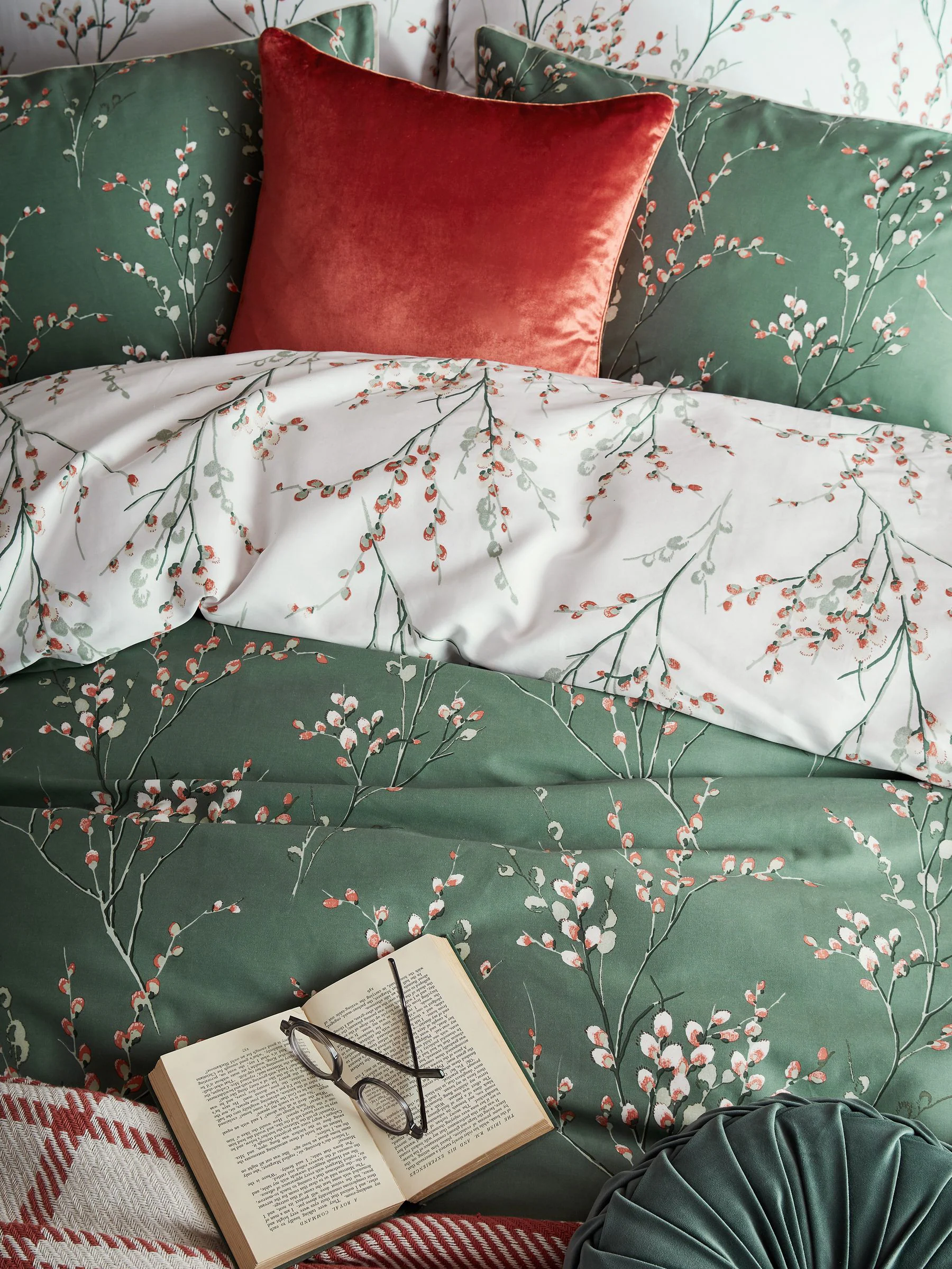 Laura Ashley 100% Cotton Sateen 200 Thread Count Pussy Willow Duvet Cover and Pillowcase Set