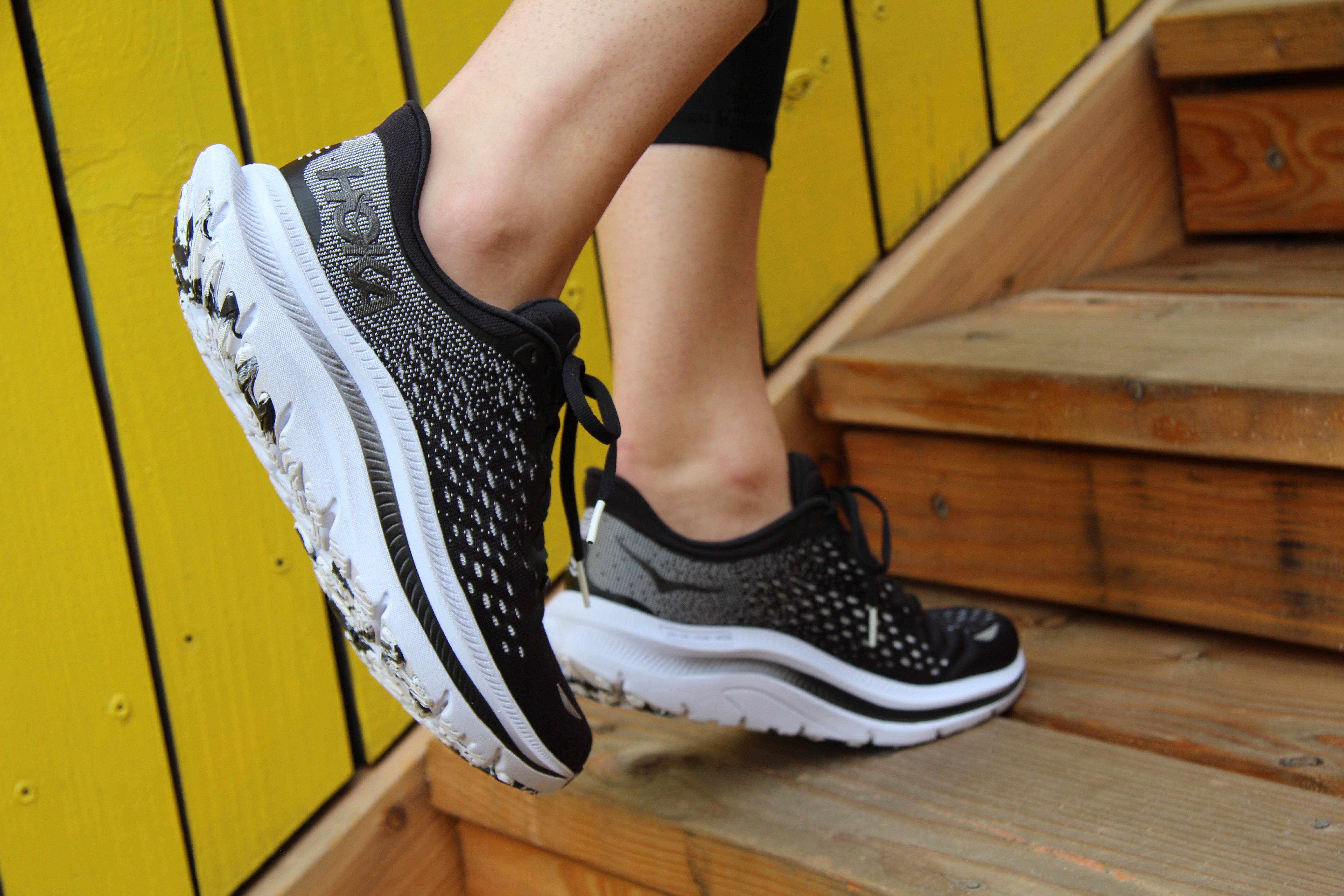 Hoka  Kawana W