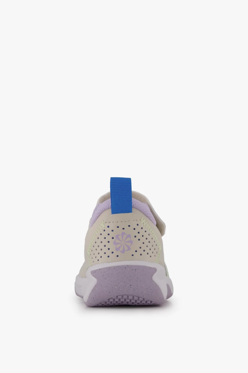 Nike Omni Multi-Court Kinder Sneaker