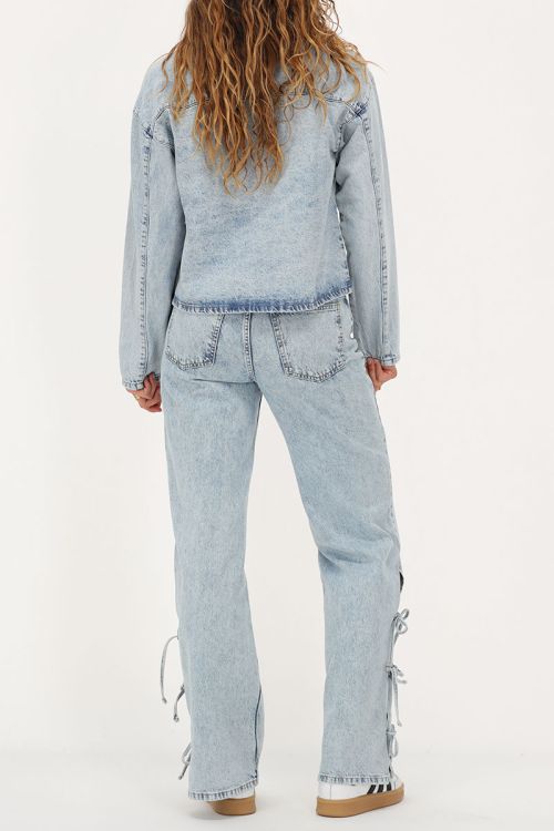 Lichtblauwe wide leg jeans met strikjes