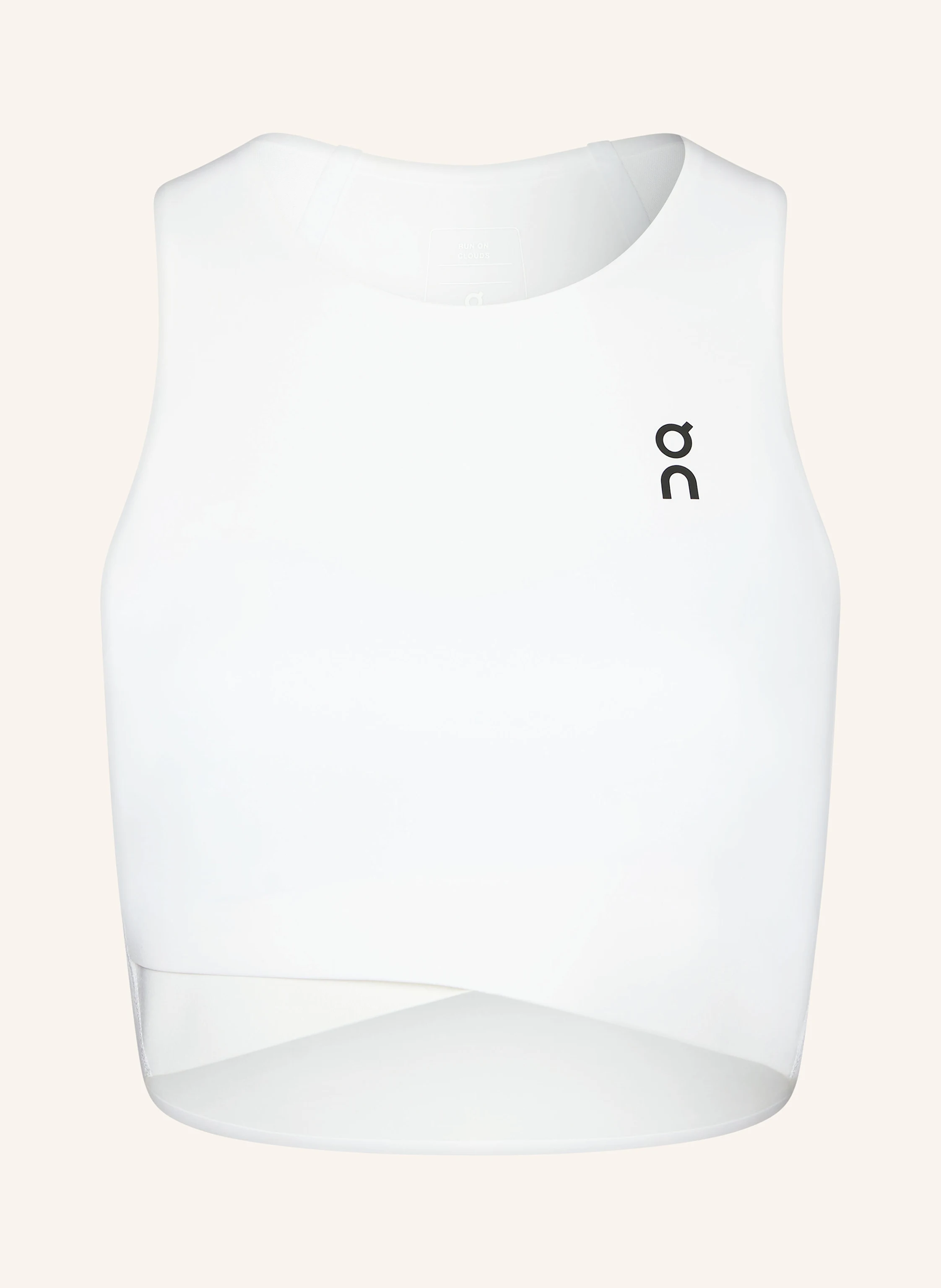 On Cropped-Top COURT