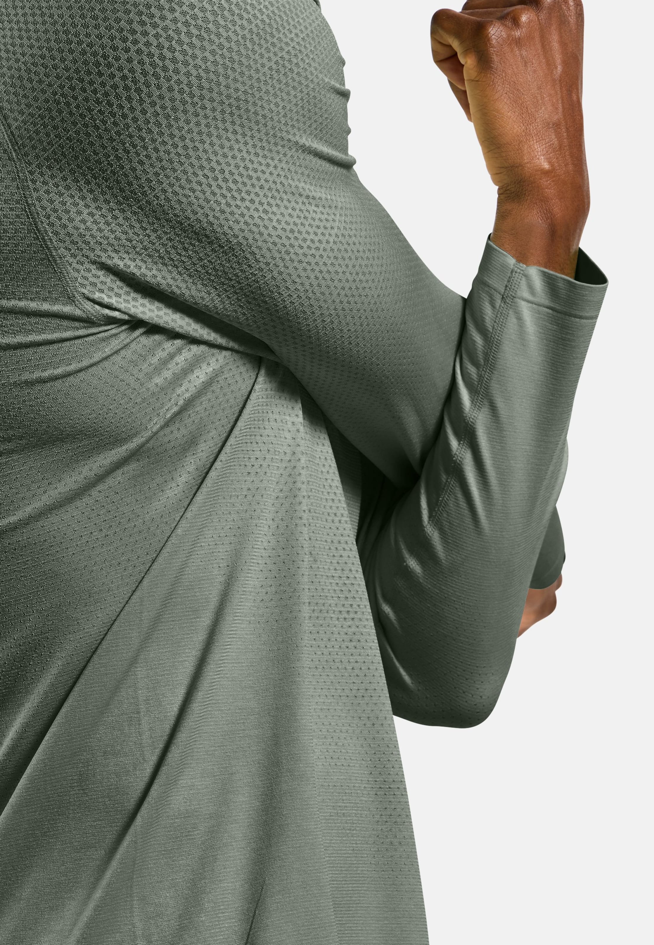 Essentials Seamless Langarm-Laufshirt in shadow melange